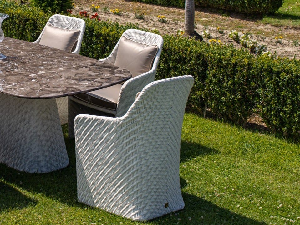 Садовый стул из смолы с подлокотниками Samuele Mazza Outdoor Kenzia ARCH-00040591