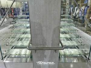 FARAONE Открытая лестница из нержавеющей стали и стекла