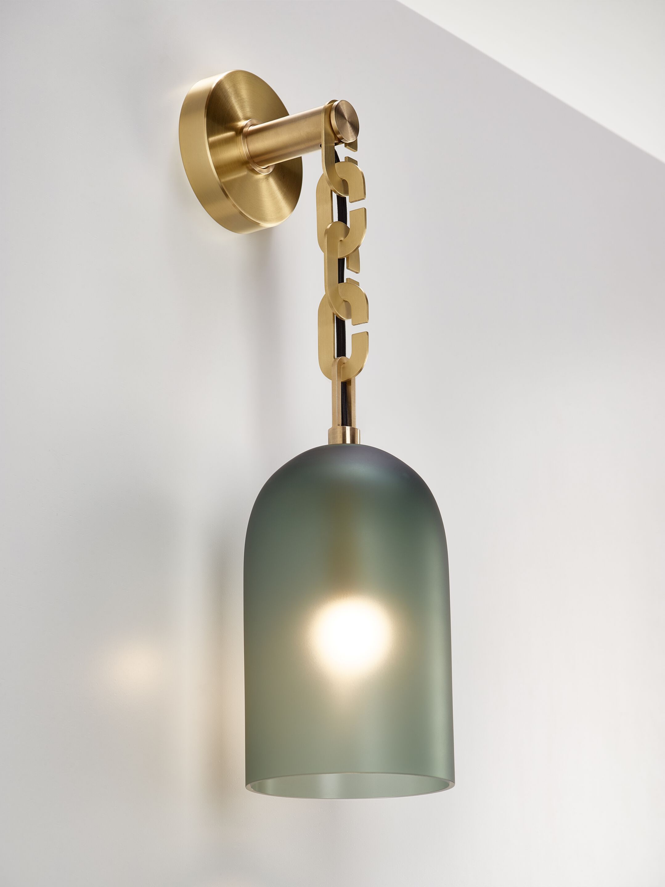 Светодиодный настенный светильник из дутого стекла и латуни SkLO купол ARCH-00051320 - Вид №4