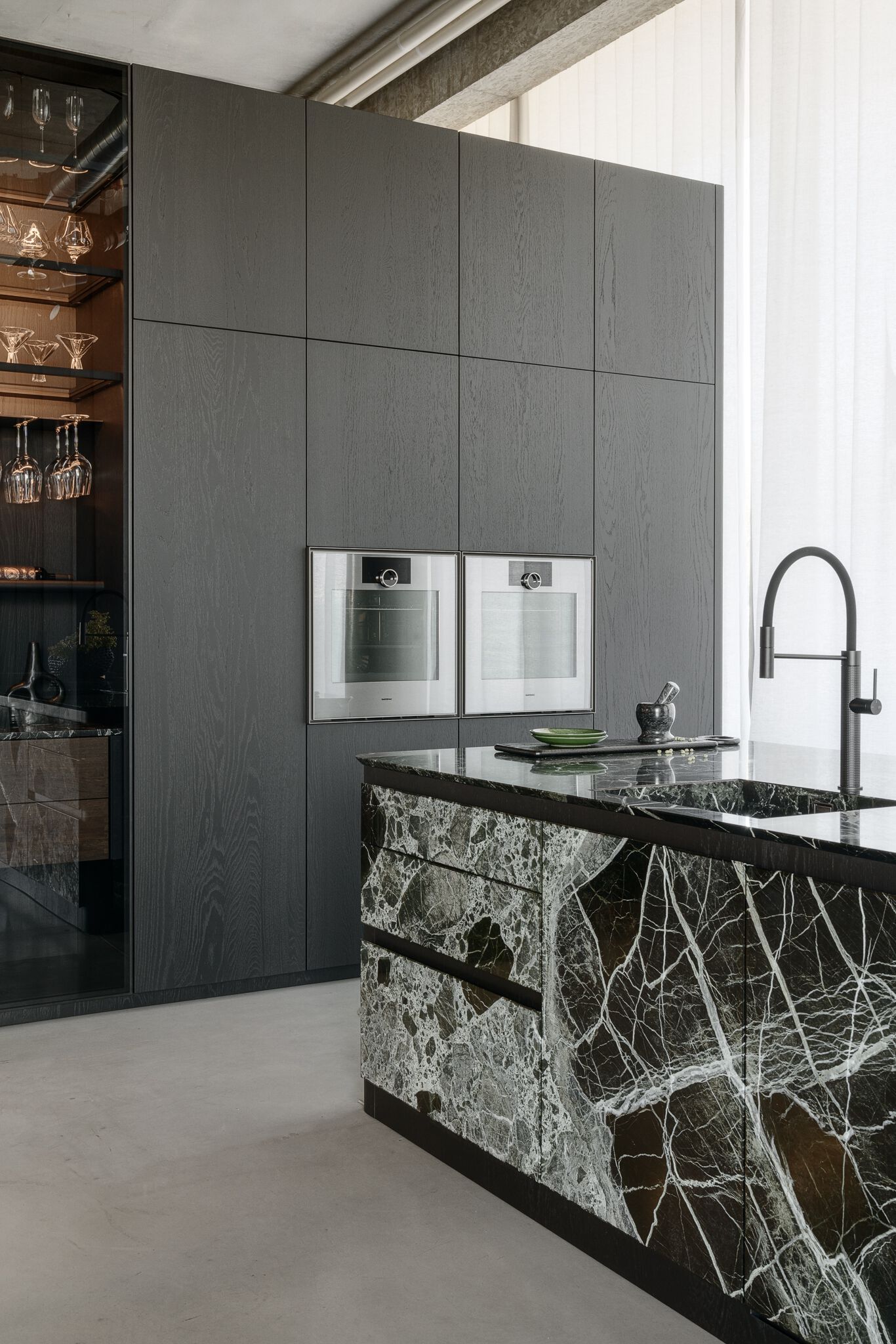 Кухня с островом Zajc FOREST ARCH-00141534 - Вид №2