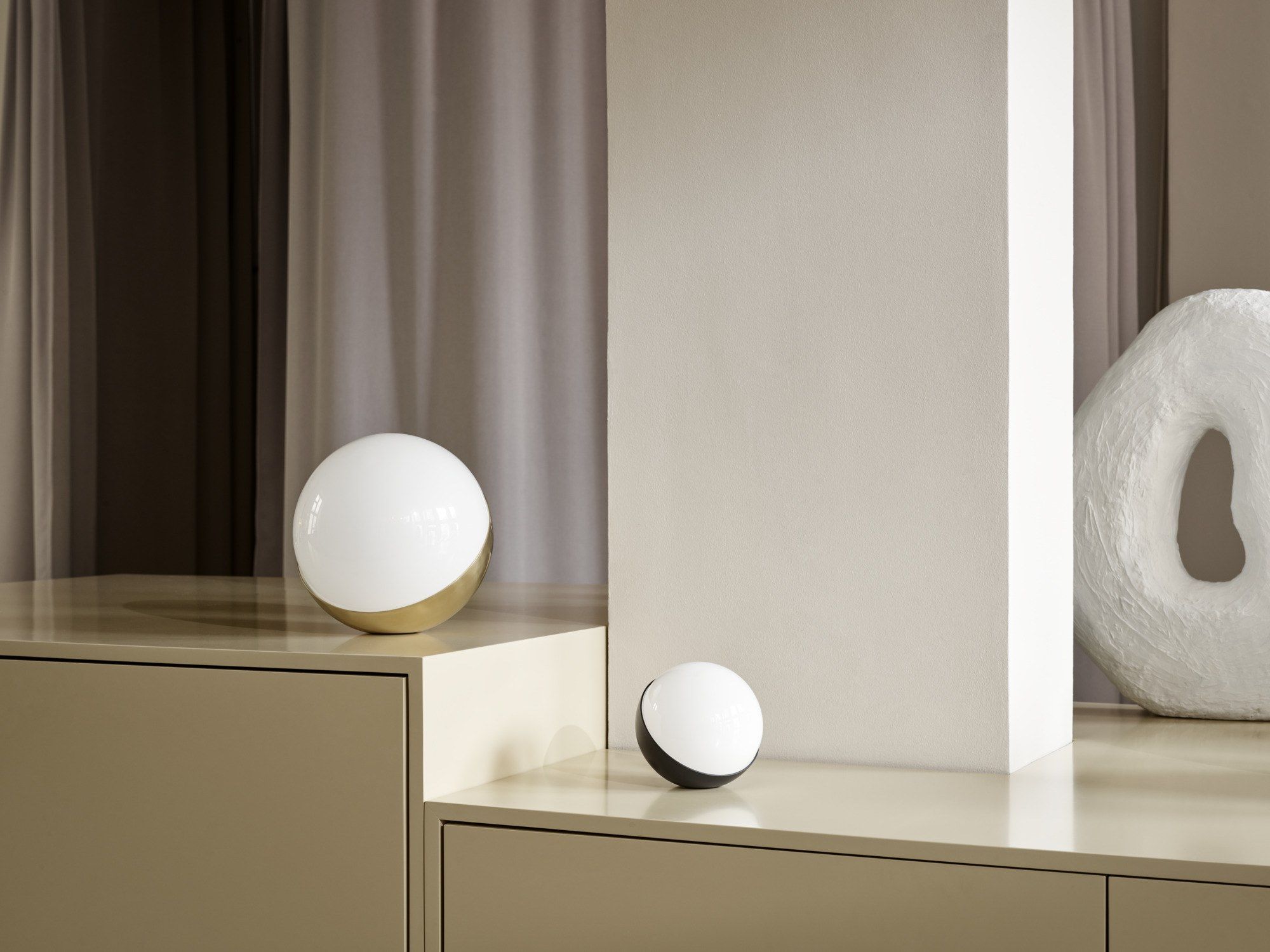 Металлическая светодиодная настольная лампа Louis Poulsen VL Studio ARCH-00072937 - Вид №20