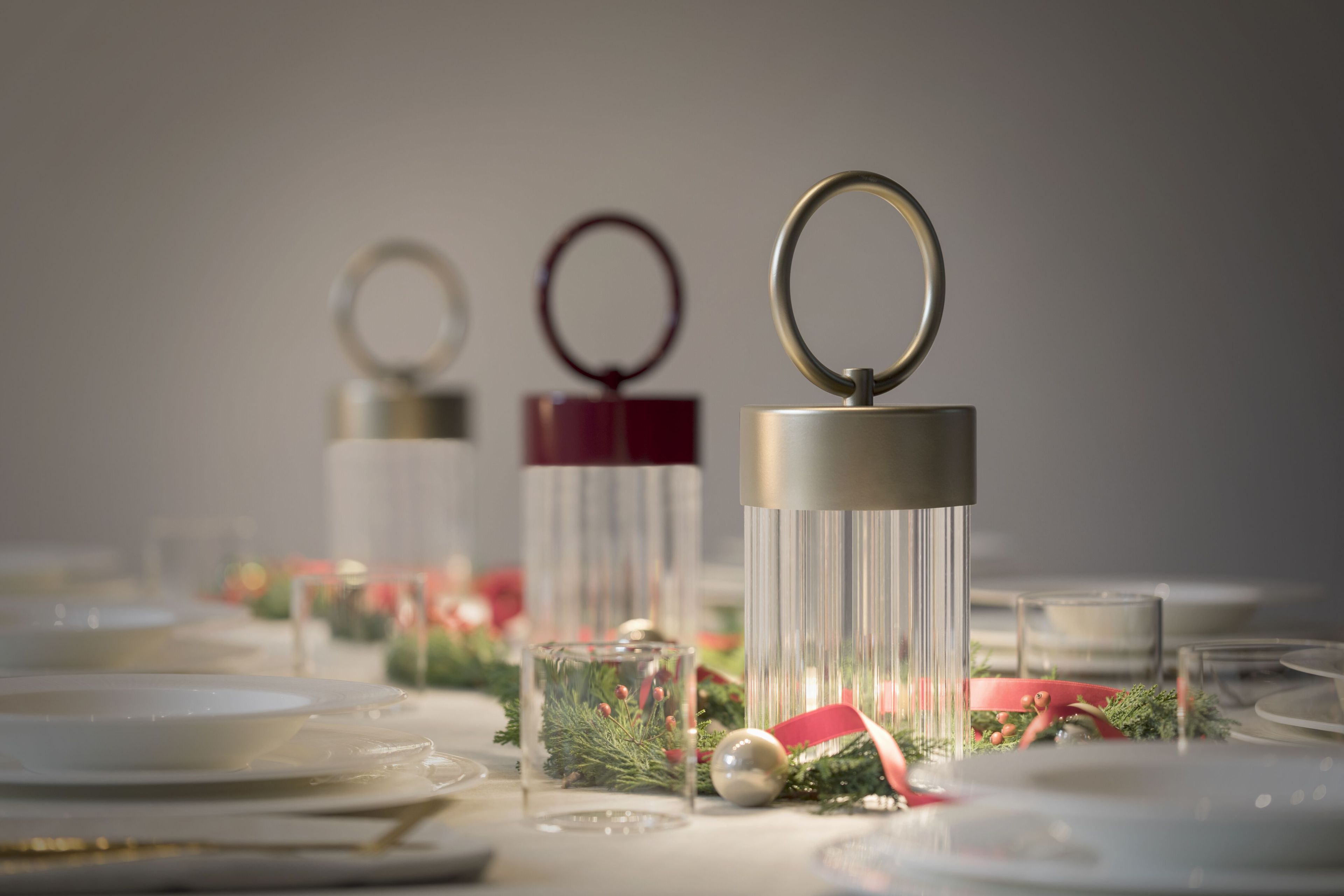 Светодиодная настольная лампа из плексигласа® с USB-зарядкой Contardi CLARETTA ARCH-00101103 - Вид №10