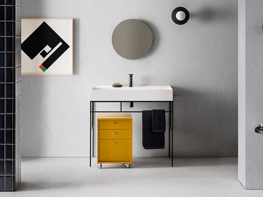 Состав ванной комнаты с раковиной, зеркалом, лампой и комодом Pirovano Element ARCH-00016347