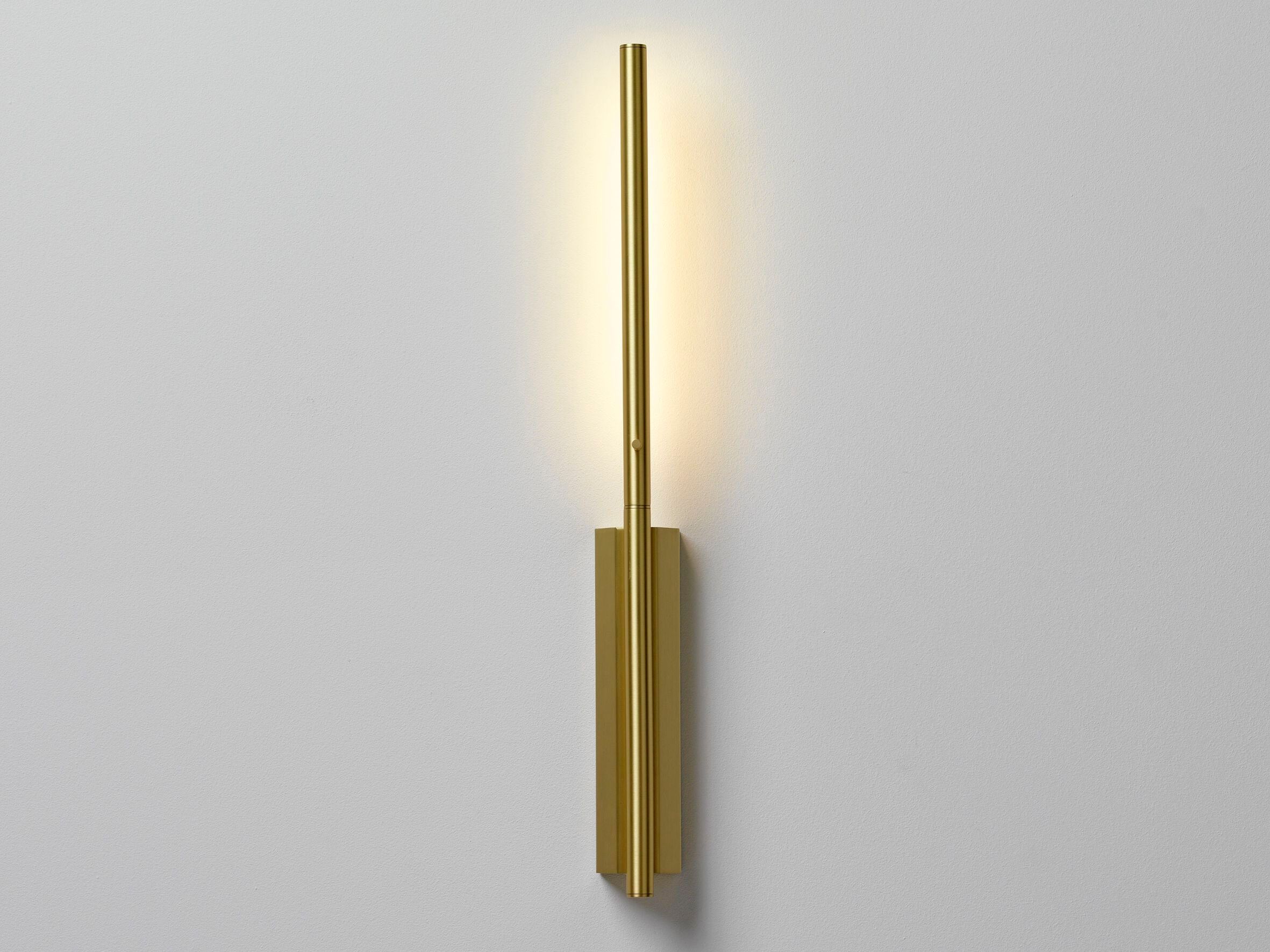 Латунный светодиодный настенный светильник для ванной комнаты CVL Luminaires ссылка ARCH-00038828 - Вид №6