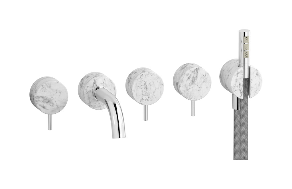 Настенный смеситель для ванной на 5 отверстий с дивертером и душевым гарнитуром. WE ARE IB mr398cc_1 Chrome Marmo