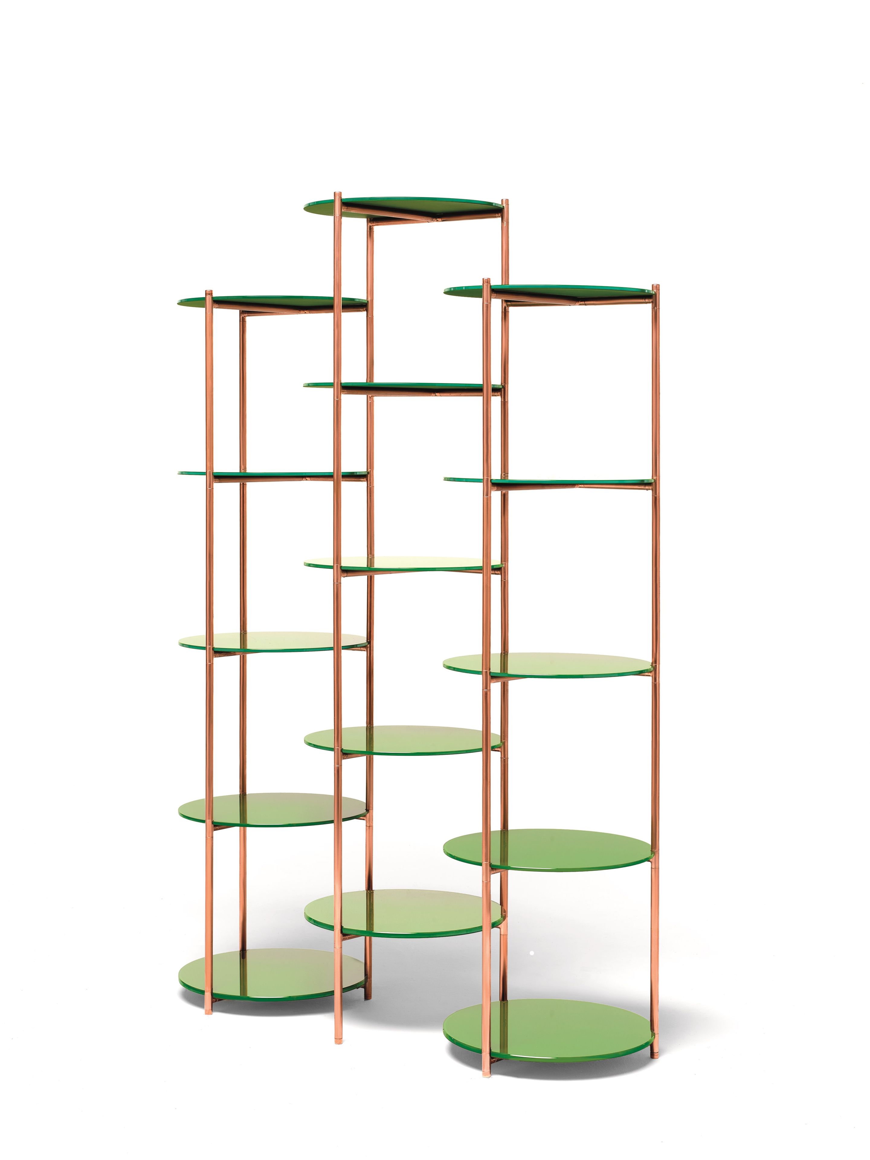 Книжный шкаф из меди с хрустальными столешницами EPÒNIMO Long Playing ARCH-00063939 - Вид №9