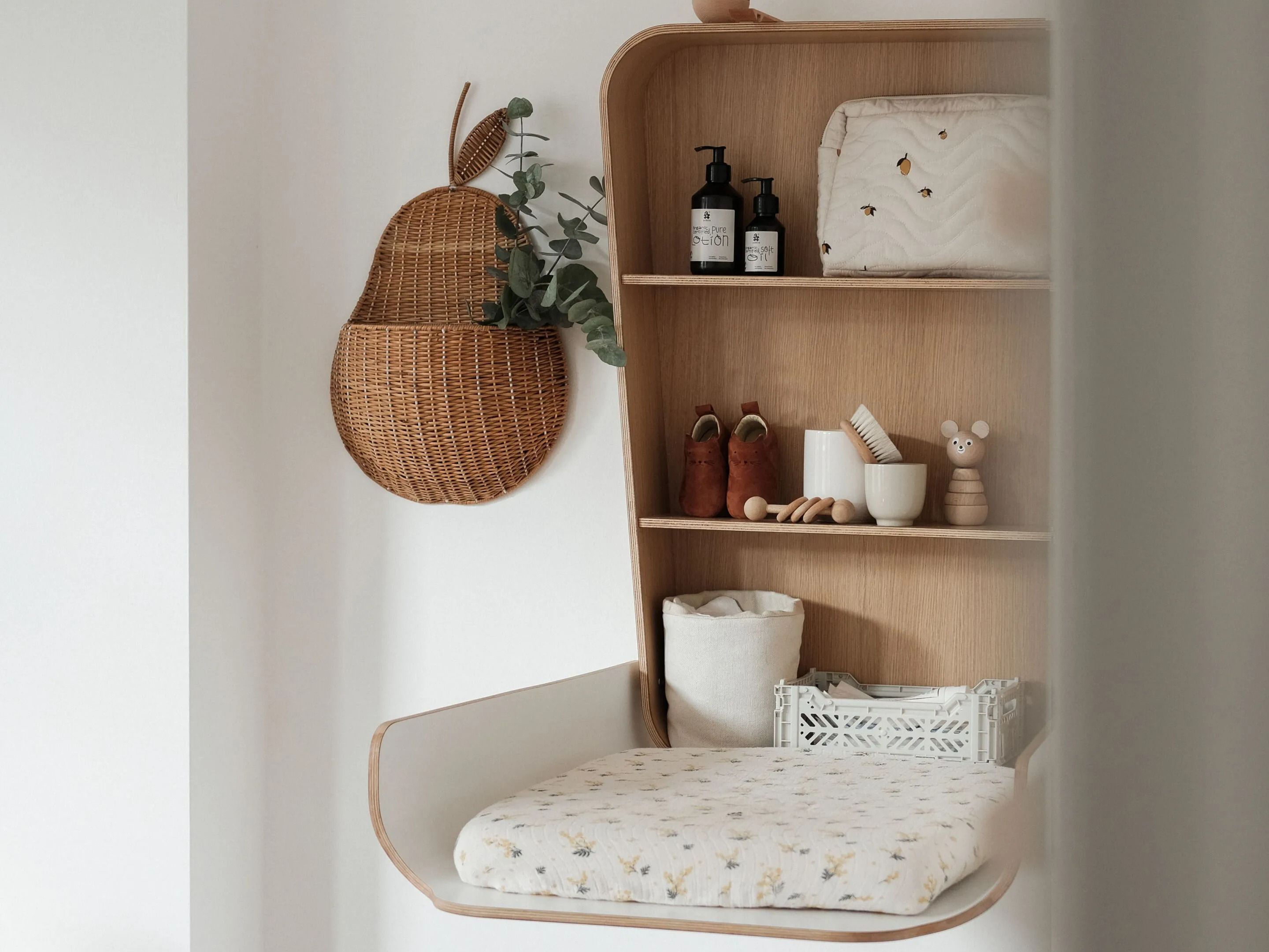 Деревянный трансформируемый пеленальный столик Charlie Crane Noga ARCH-00104046