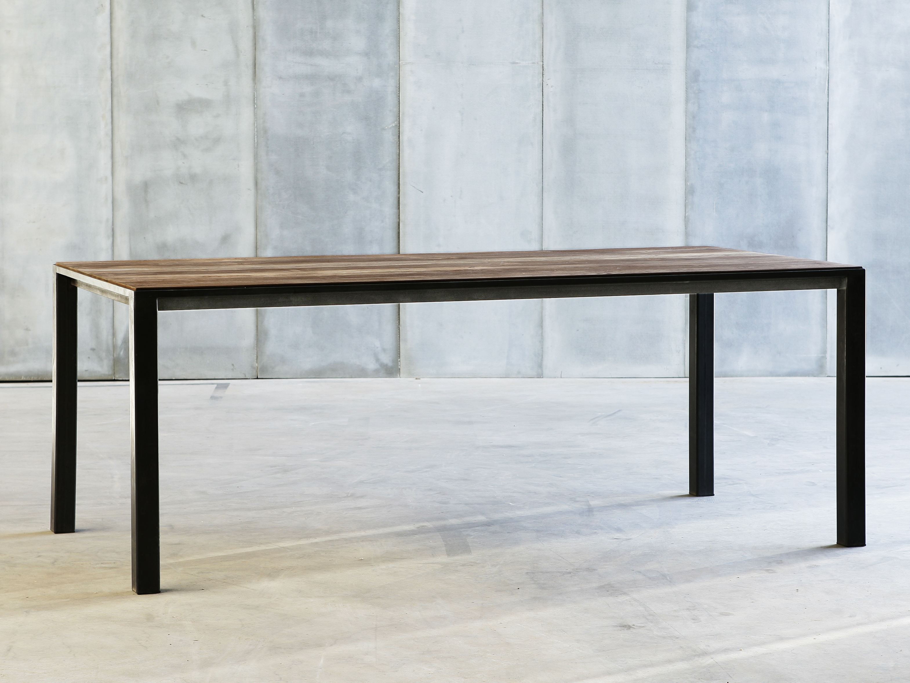 Стол из тикового дерева на заказ Heerenhuis CTR ARCH-00114344