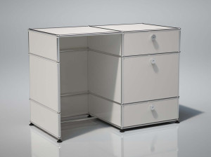 Стальной стол с ящиками