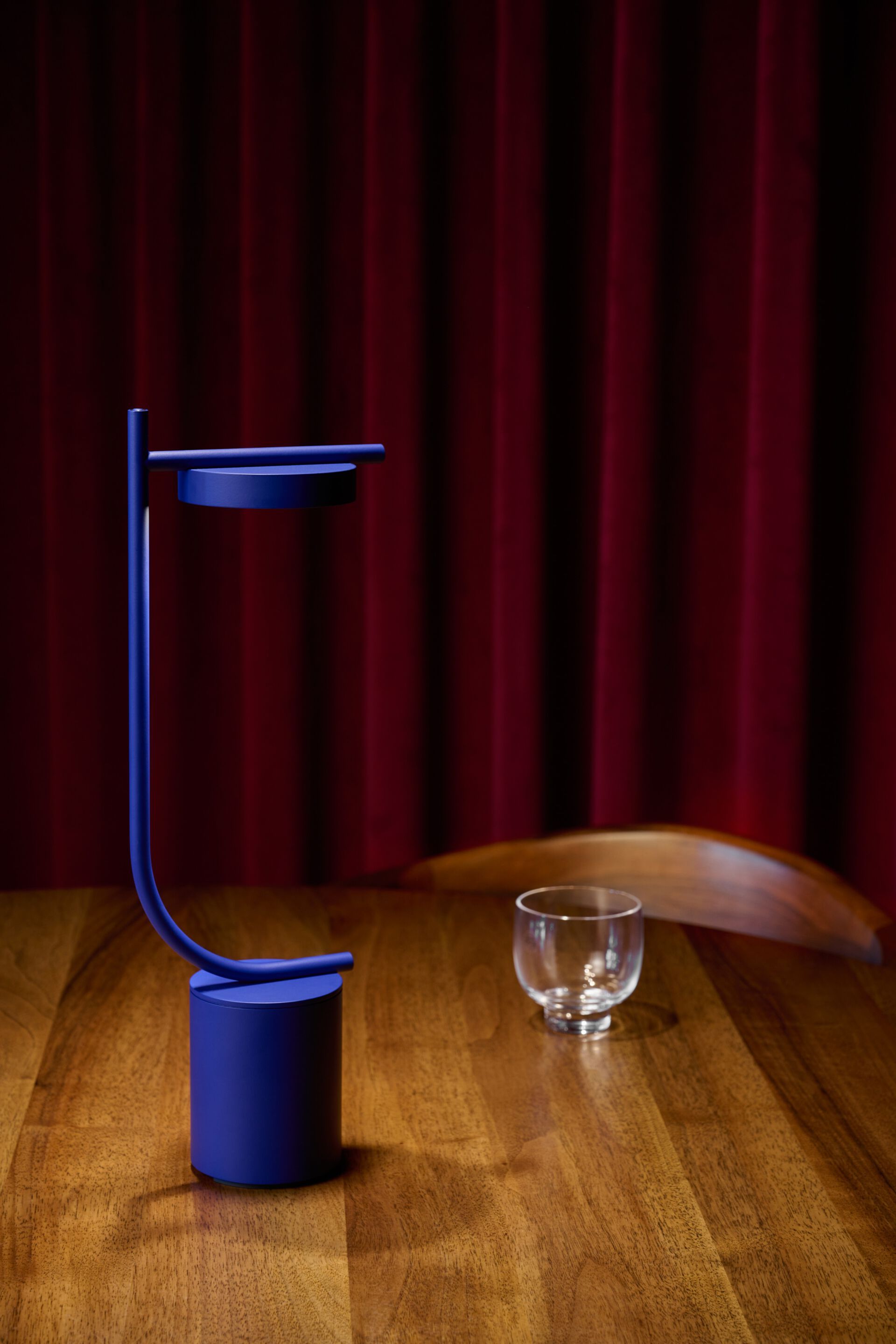 Настольная лампа с зарядкой от USB Grupa Igram ARCH-00107755 - Вид №22