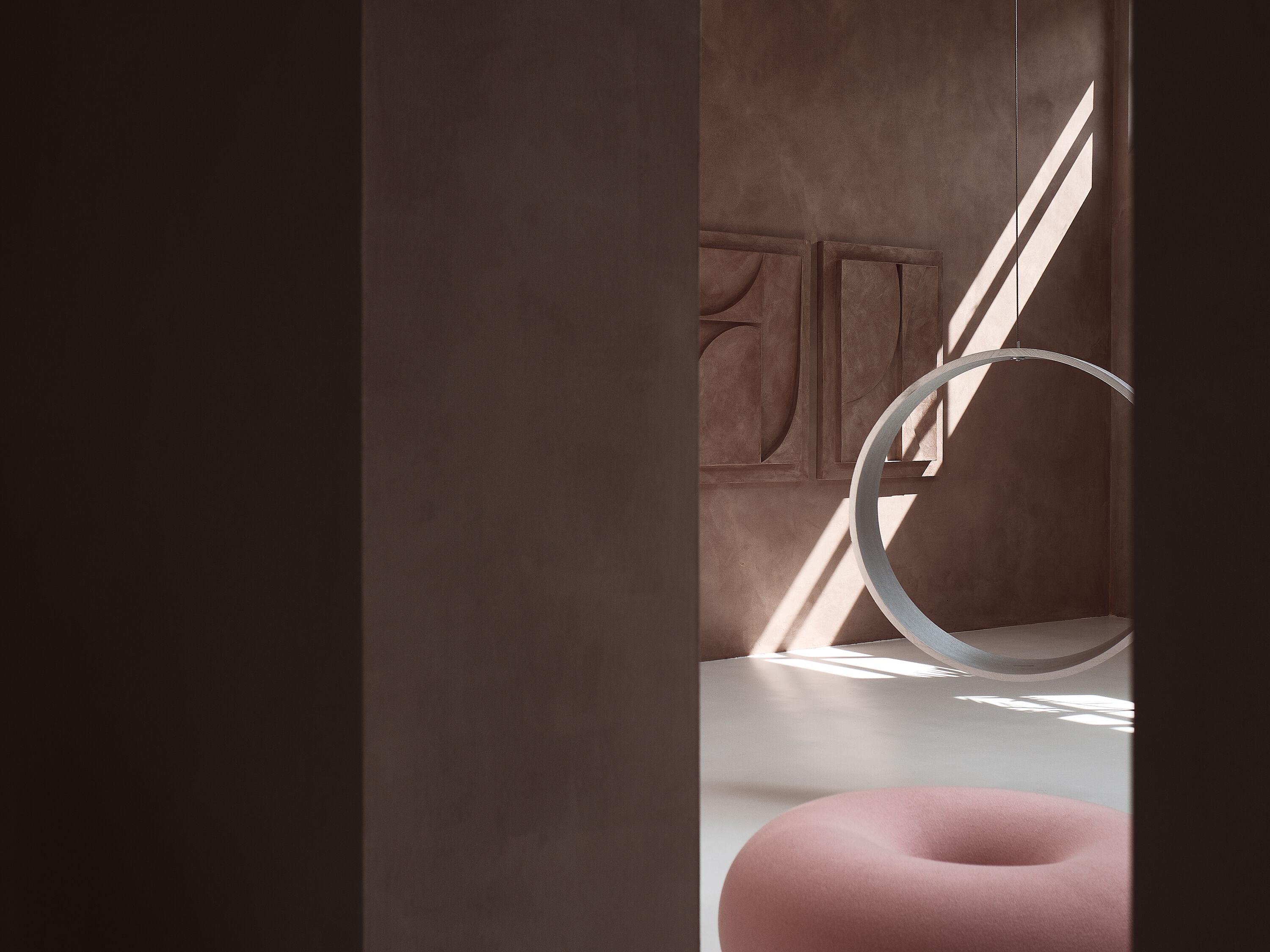 Внутреннее кресло в серебряной жидкой отделке Iwona Kosicka Design SWING N.3 ARCH-00125985 - Вид №5