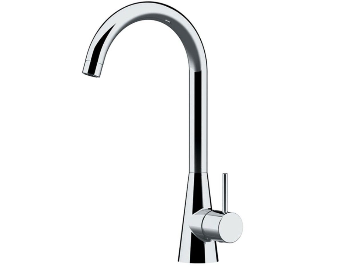 Однорычажный смеситель для кухни с поворотным изливом Daniel Rubinetterie дизайн ARCH-00016901