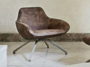 ALMA DESIGN Кресло на козелке в коже с подлокотниками X big
