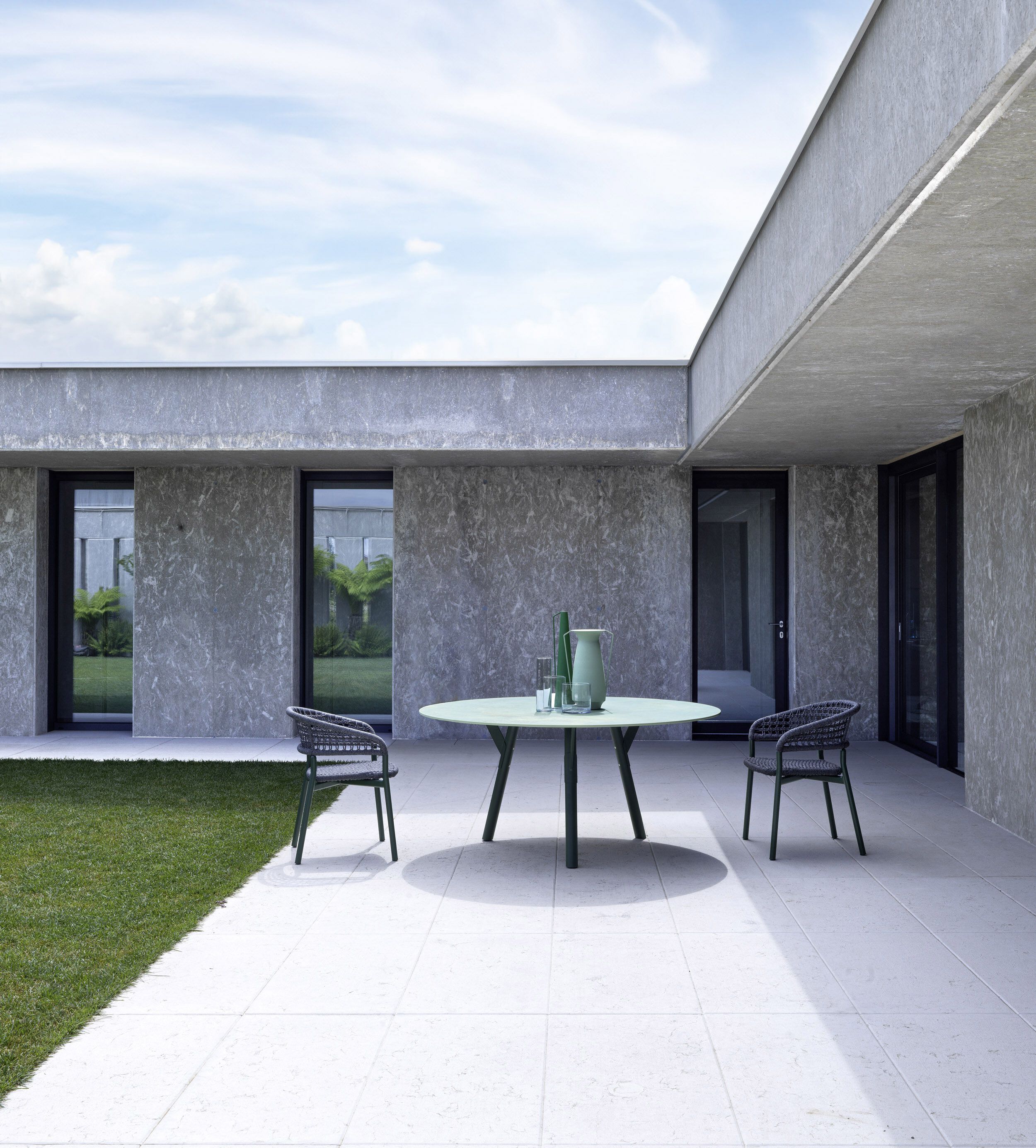 Веревочный садовый стул с подлокотниками Varaschin плинтус ARCH-00025043 - Вид №2