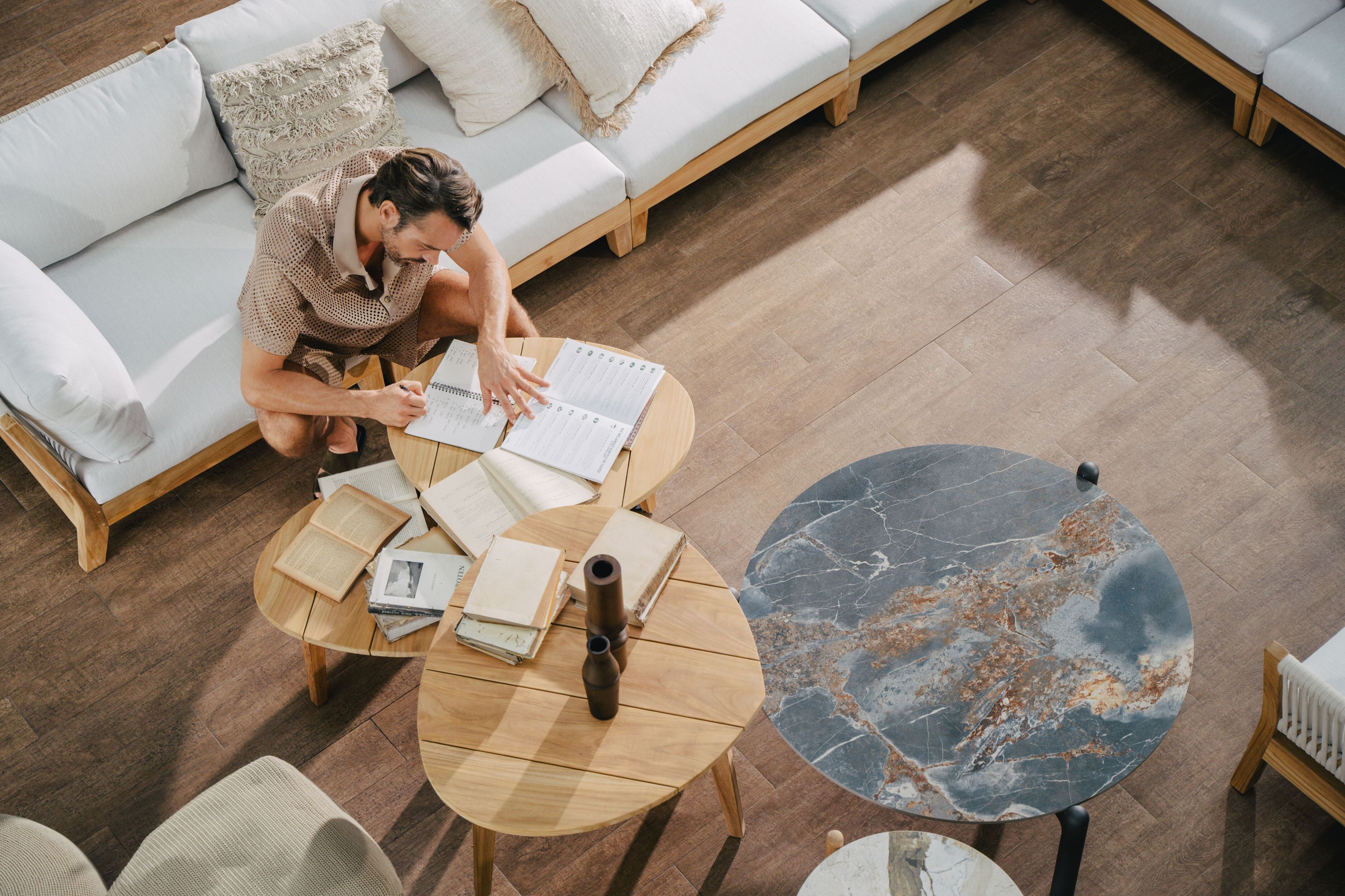 Алюминиевый круглый низкий садовый столик с керамогранитом cbdesign Stylo ARCH-00124193 - Вид №10