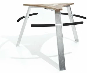 Extremis Барный стол со встроенными сиденьями