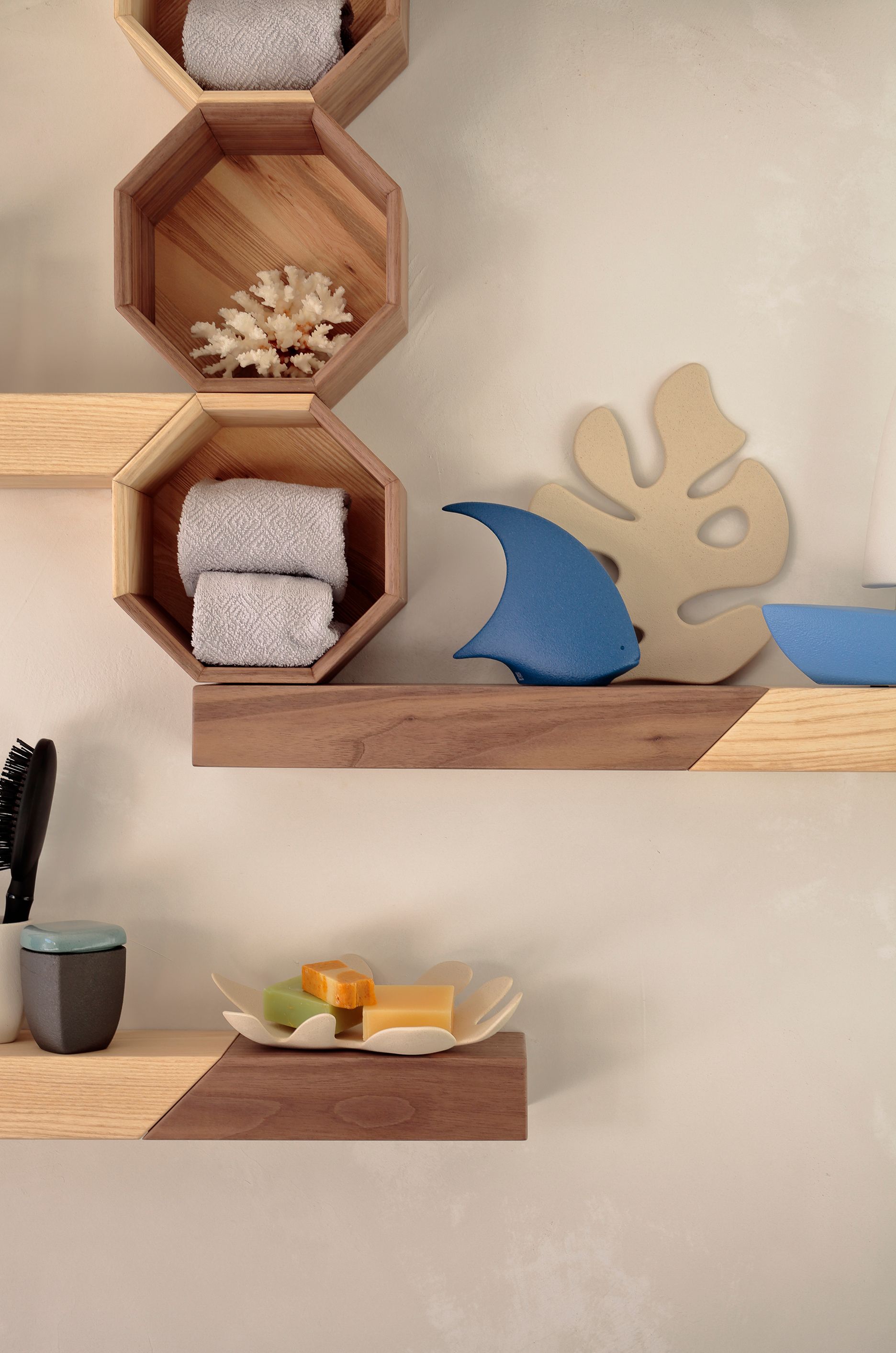 Полка из ореха и ясеня Deodara восемь ARCH-00041659 - Вид №10