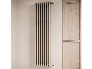 Трубчатый стальной радиатор с разнесенными элементами