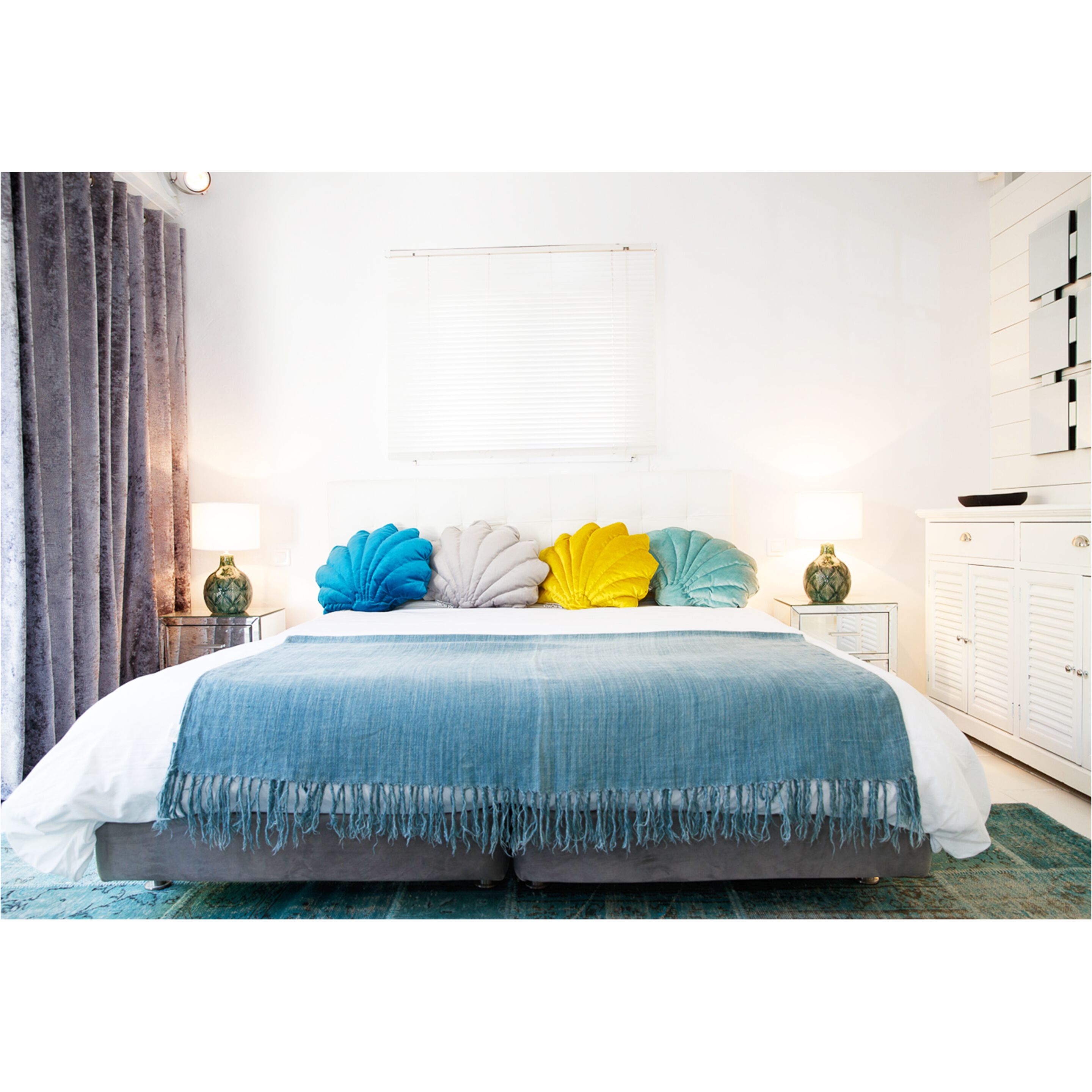 Бархатная однотонная подушка MX HOME Velours ARCH-00026824 - Вид №11