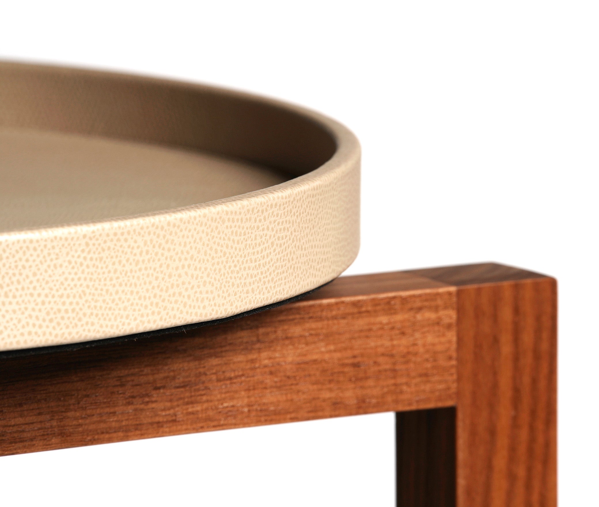 Подставка для камердинера Achille - Ø40XH130 см / зернистая кожа_coffee Pinetti 00.1358.029.015 - Вид №3