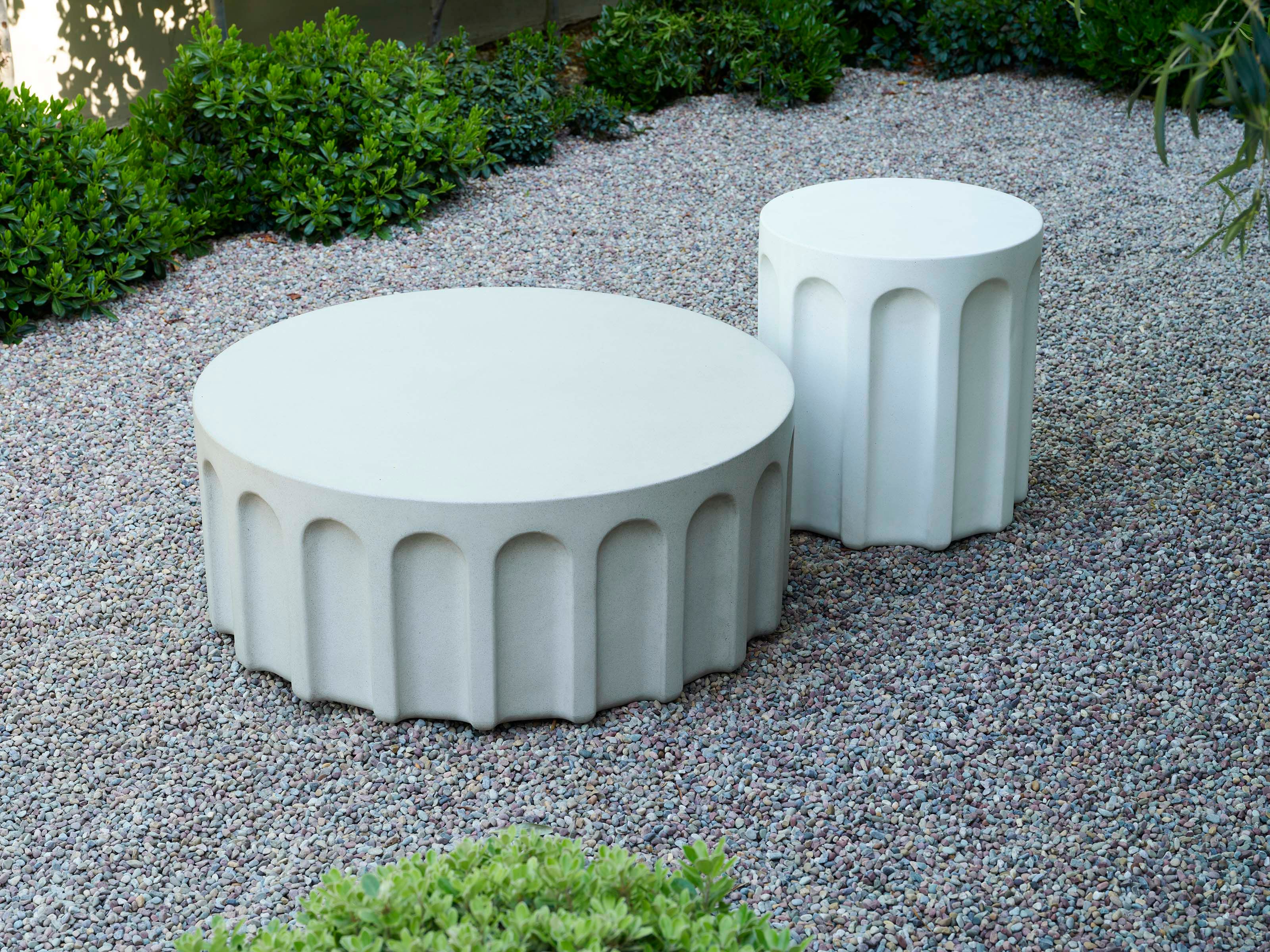 Низкий круглый журнальный столик из железобетона Phase Design форум ARCH-00090436 - Вид №11