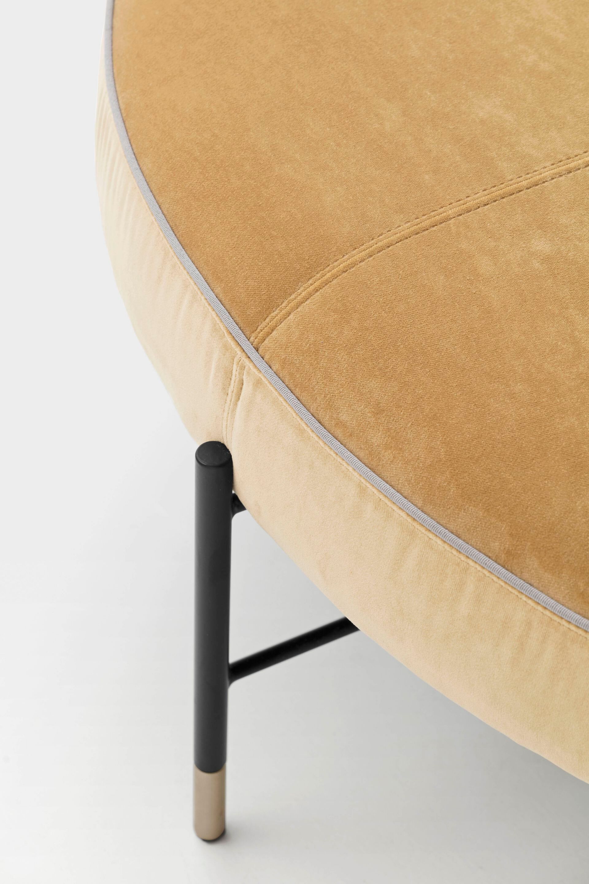 Круглый пуф из ткани Pianca ARCH-00082759 - Вид №1