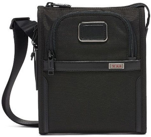 2203110D3 Сумка плечевая Crossbag Tumi Alpha