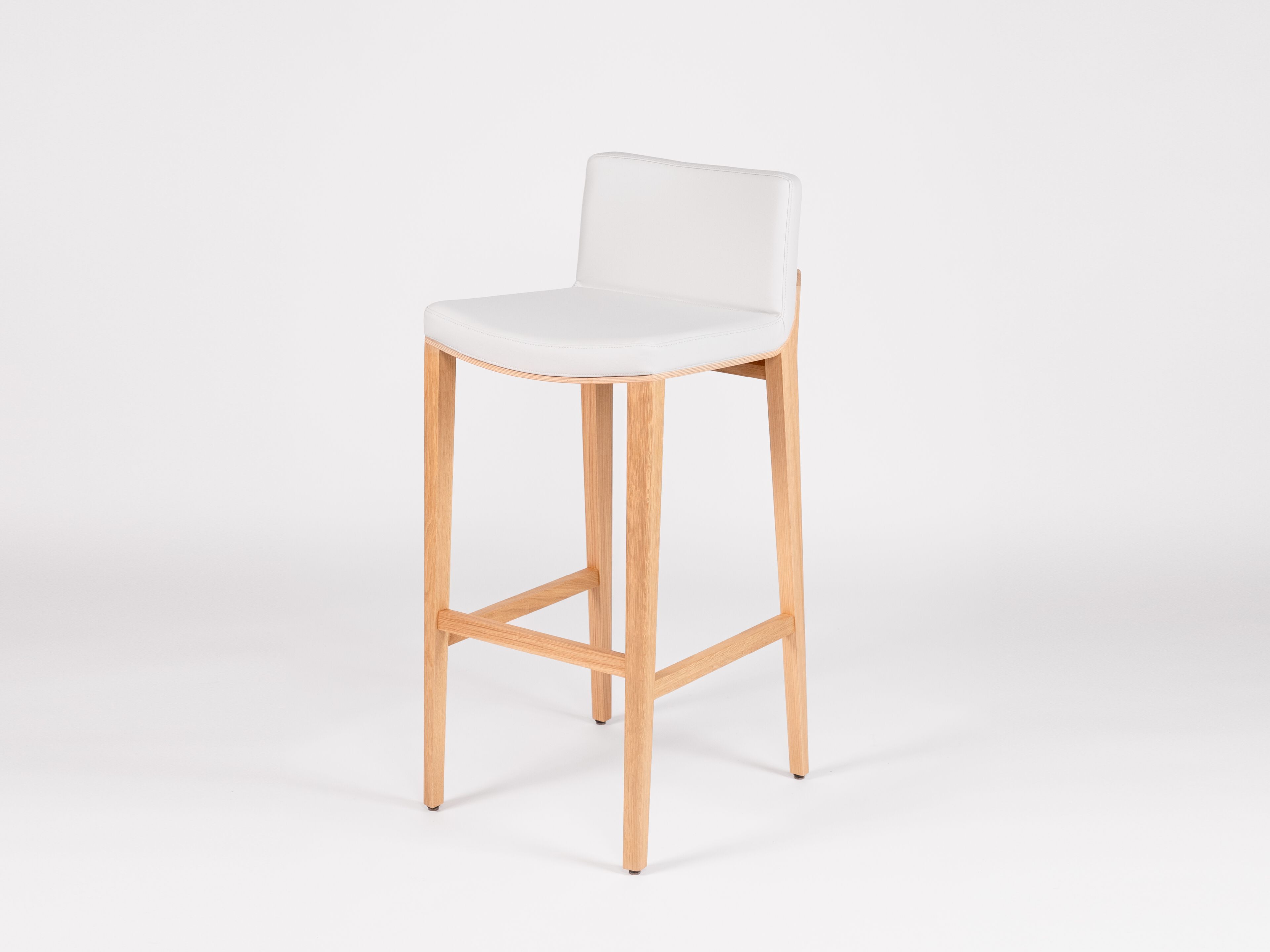 Табурет из массива дерева In Stock Ton ARCH-00095825