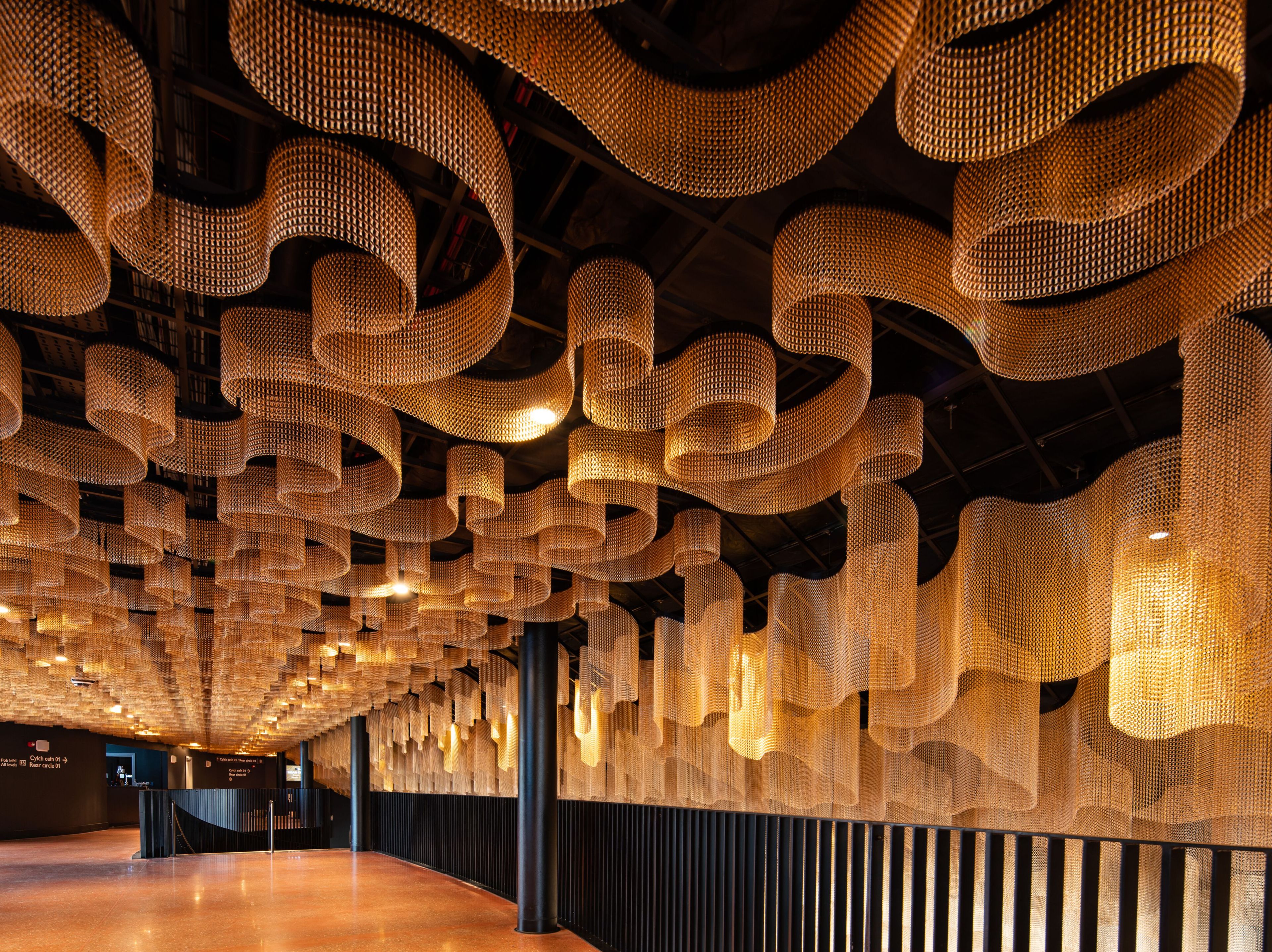 Алюминиевая проволочная палатка Kriskadecor CEILING - SWANSEA ARENA ARCH-00084646 - Вид №1