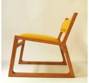 Atelier C.U.B Кресло из массива дерева