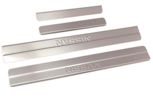 15986569 Накладки внутренних порогов NISSAN ALMERA 2013->, ступенчатые нержавеющая сталь к-т 4 шт. NSI-007 Dollex