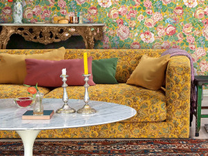 Обивочная ткань с цветочным рисунком