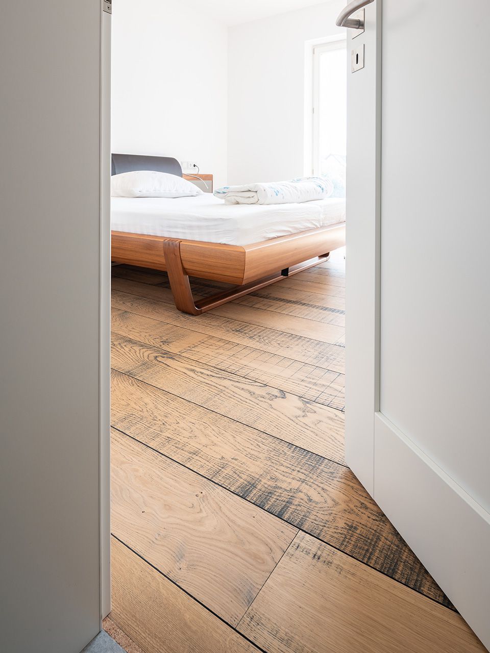 Дубовый паркет Dennebos Flooring серый ARCH-00029125 - Вид №3