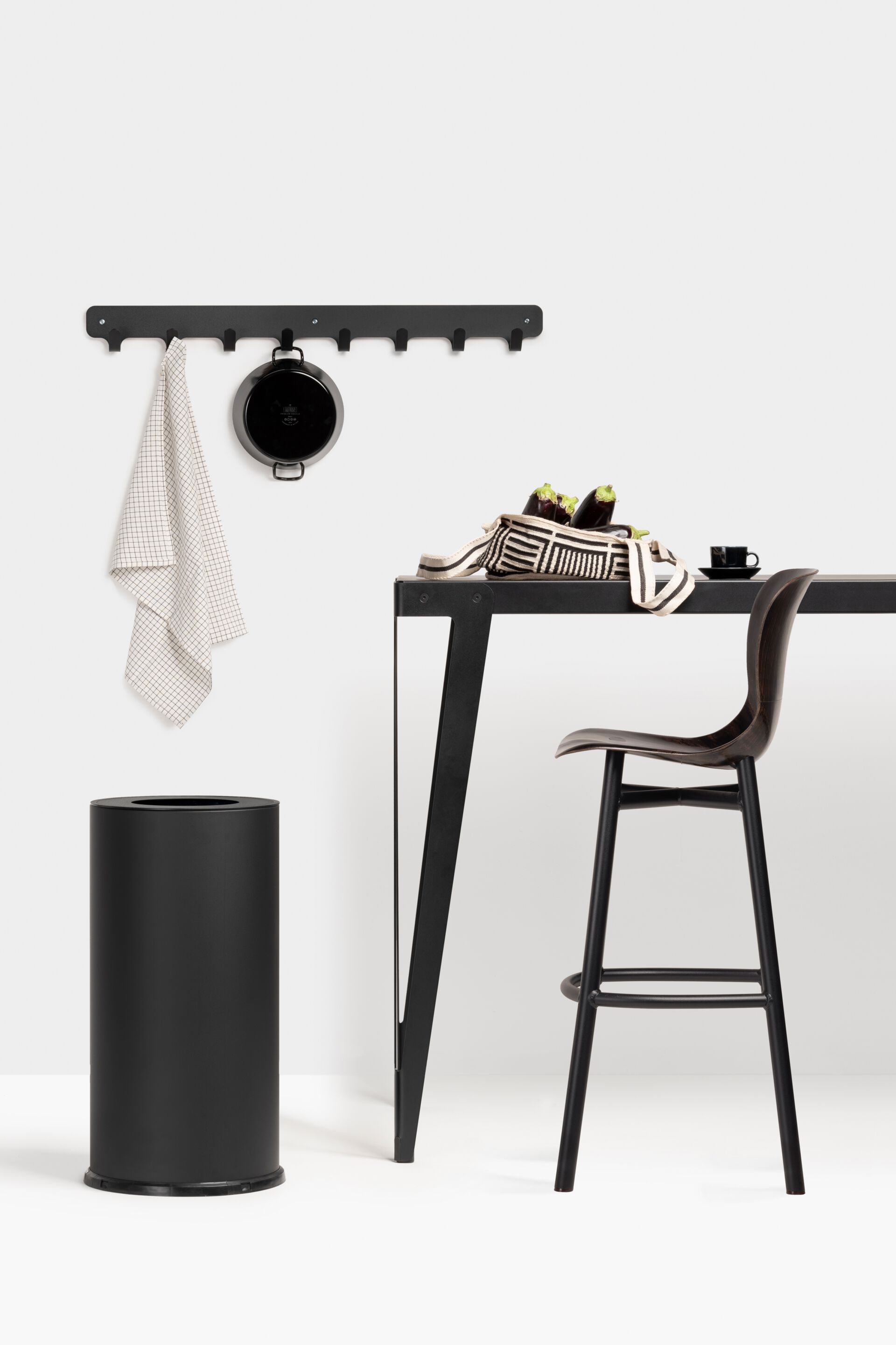 Прямоугольный высокий стол из стали с порошковым покрытием FUNCTIONALS Lloyd ARCH-00075766 - Вид №38