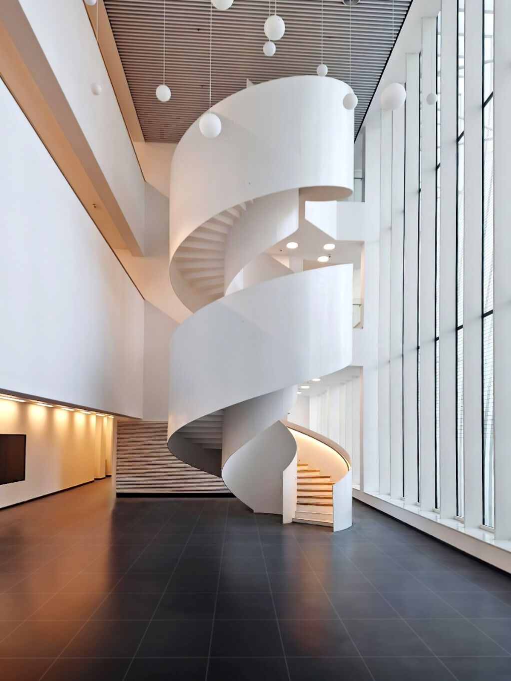 Винтовая лестница из металла и дерева Crestani 2000 FUTURA ARCH-00081939 - Вид №1