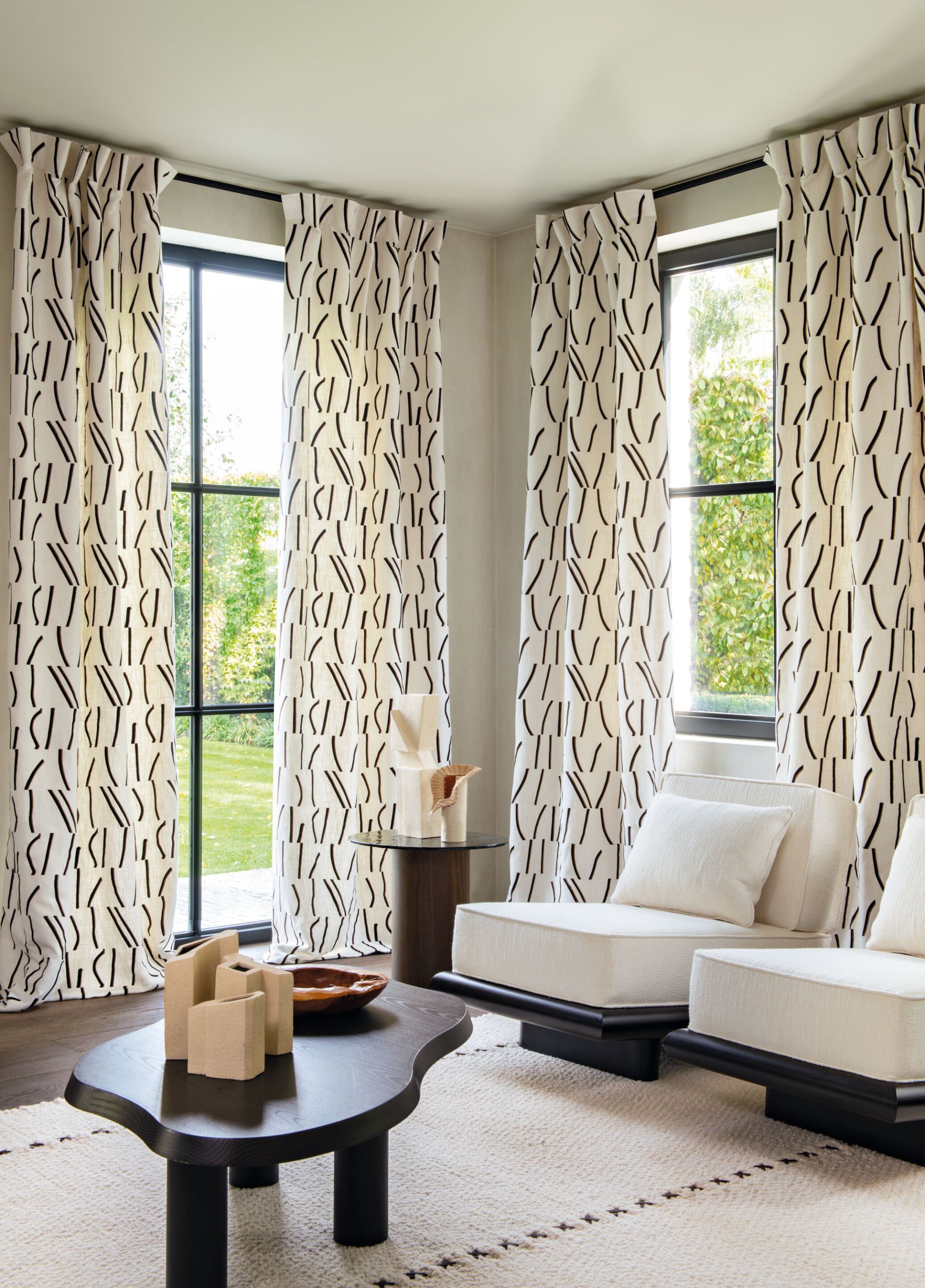 Вышитая ткань с графическим рисунком Casamance Linefolia ARCH-00102688 - Вид №1