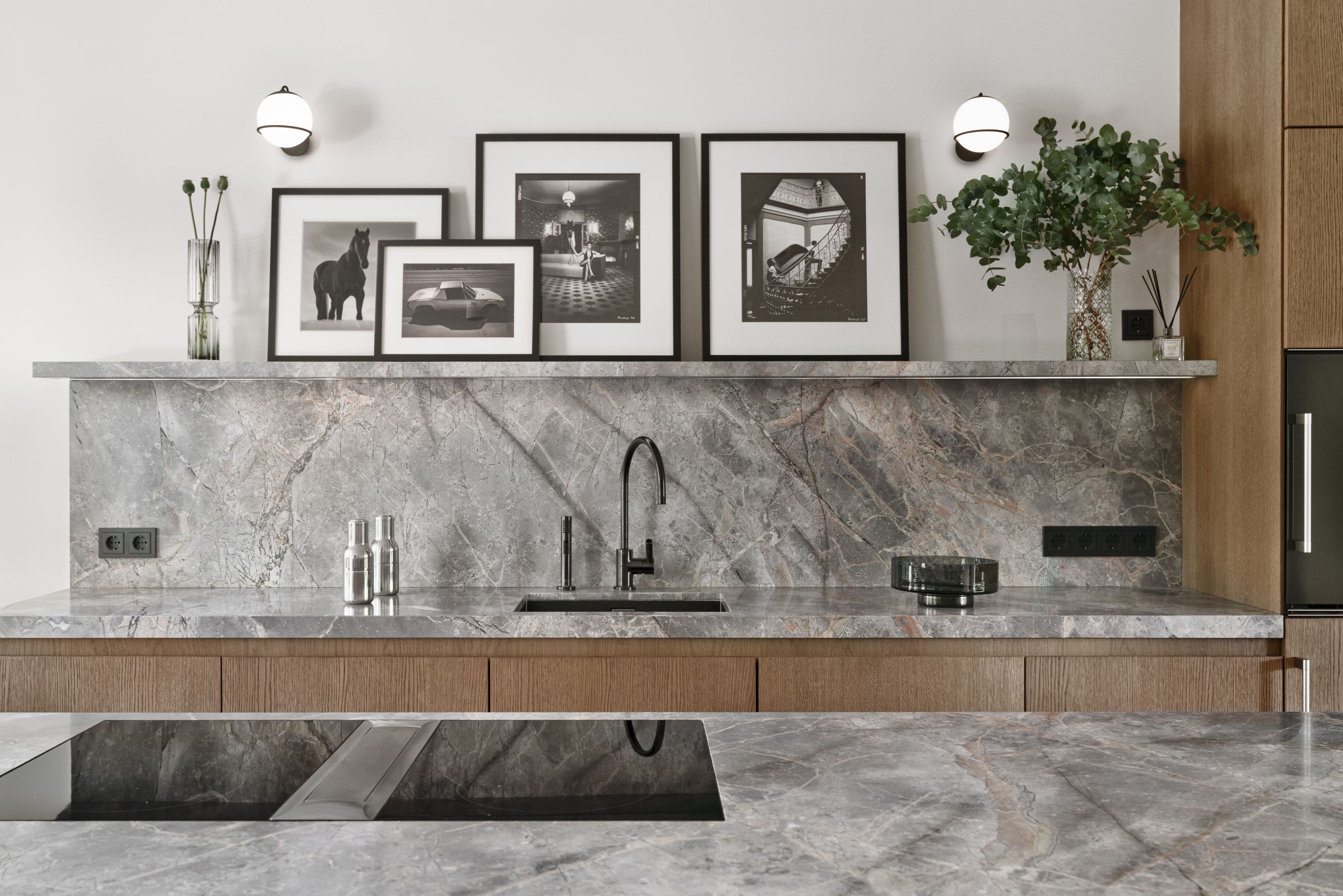 Деревянная и каменная кухня с островом Zajc Z4 ARCH-00009995 - Вид №3