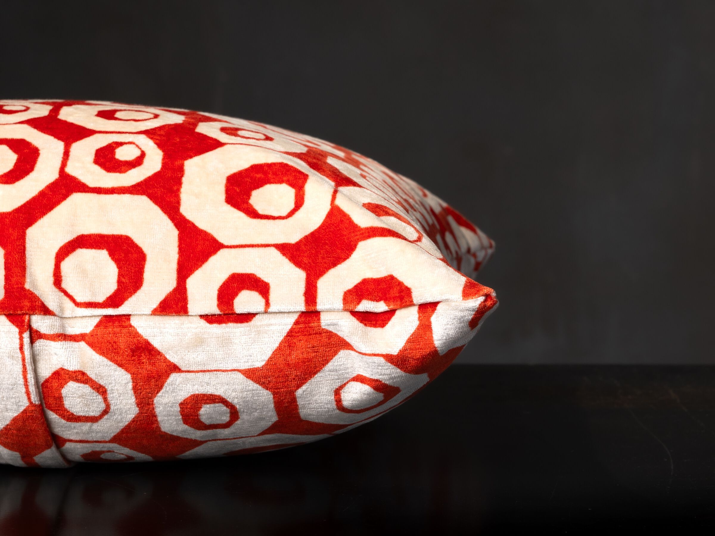 Квадратная подушка из вискозы The House of Lyria LOTO ARCH-00015156 - Вид №1