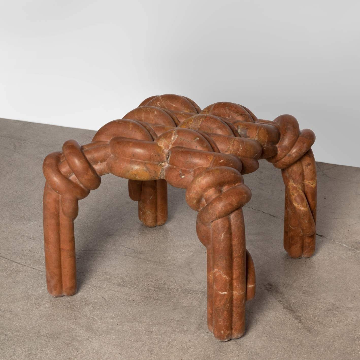 Мраморная подставка для ног Kelly Wearstler Nudo ARCH-00134502 - Вид №1