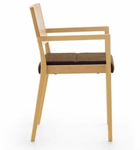 Crassevig Штабелируемое мягкое кресло с подлокотниками Esse