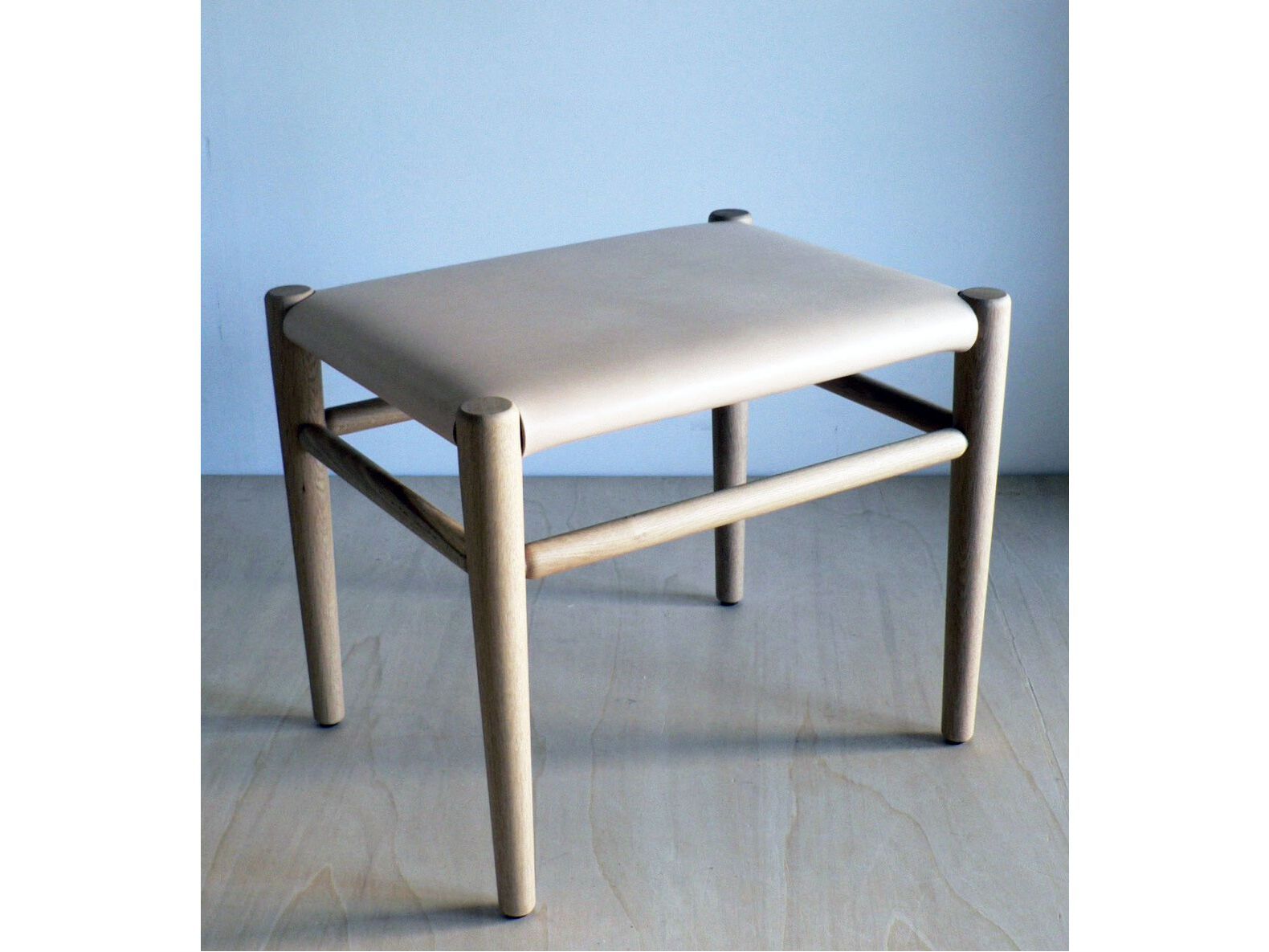 Стул с кожаным сиденьем Temps Libre B1 ARCH-00035338 - Вид №1