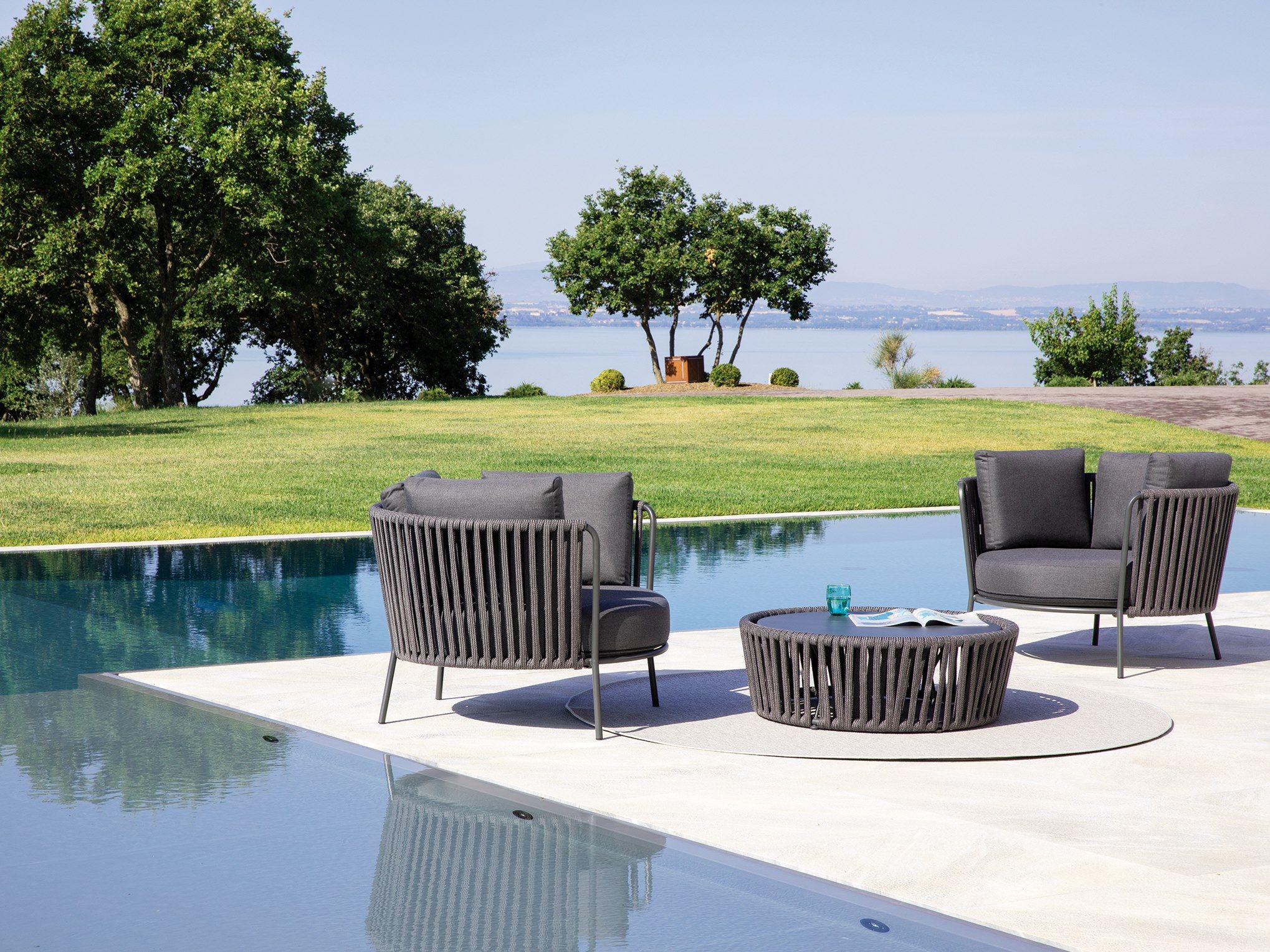 Тканевое садовое кресло с подлокотниками Vermobil Daisy Rope ARCH-00146946 - Вид №3