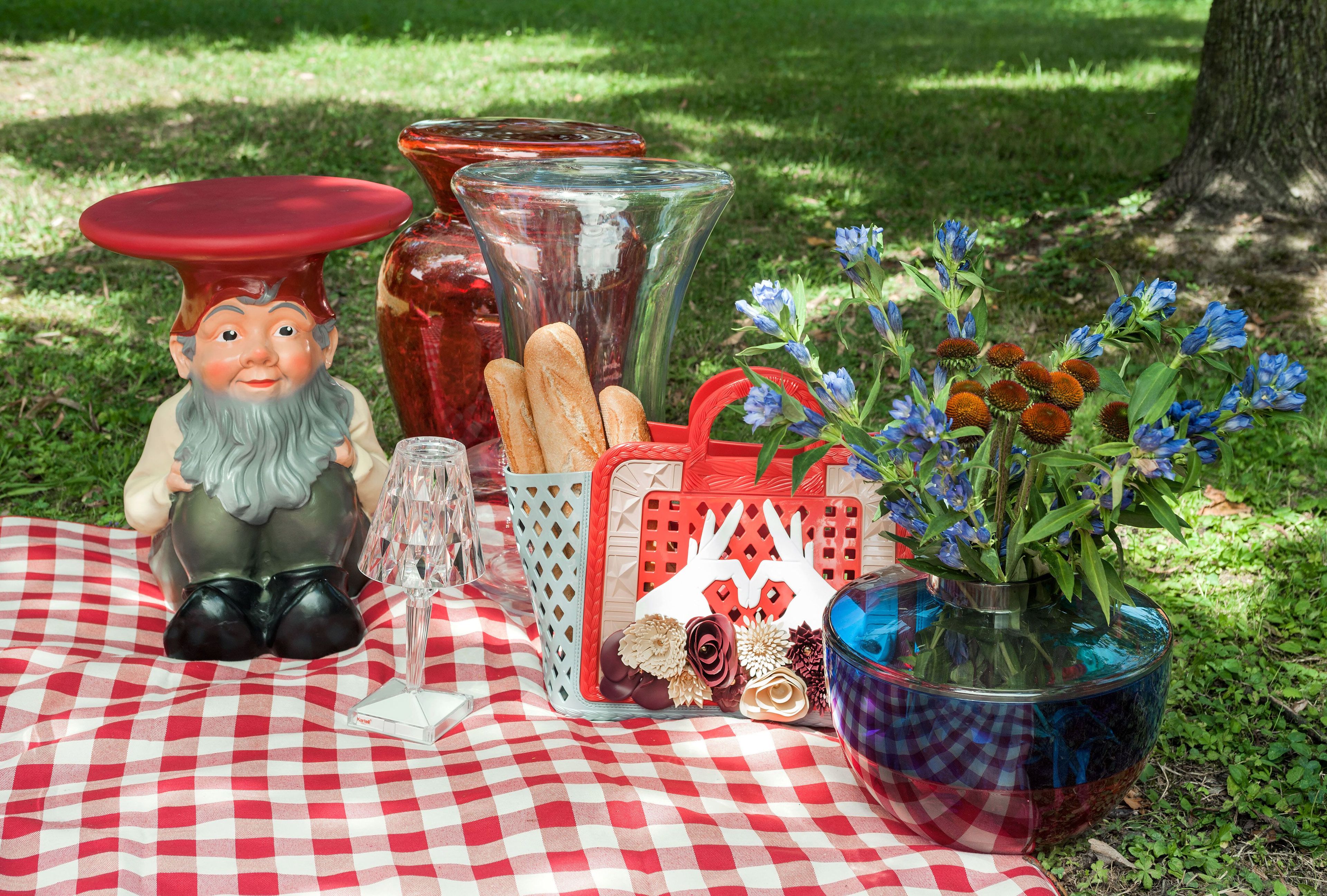 Круглый стол для сада из инженерного пластика Kartell NAPOLEON ARCH-00116440 - Вид №12