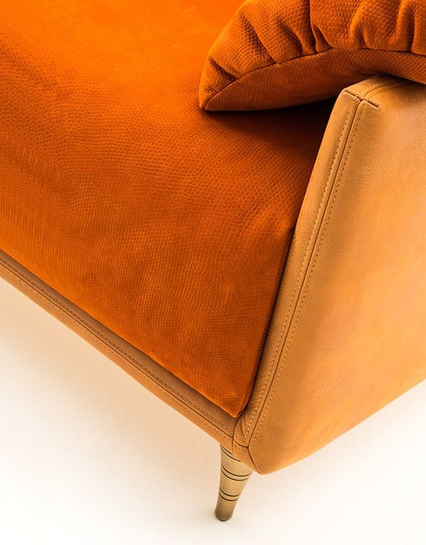 Кресло из нубука с подлокотниками OAK Милан ARCH-00061995 - Вид №1