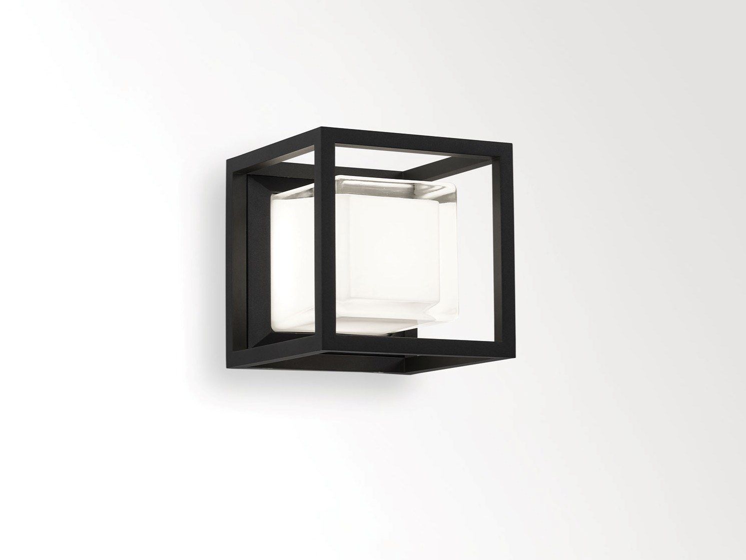 Светодиодный настенный светильник из опалового стекла Deltalight Montur ARCH-00107546