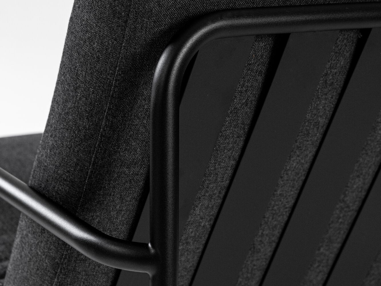 Стальной стул с порошковым покрытием с подлокотниками Metallbude DIEGO ARCH-00121641 - Вид №8