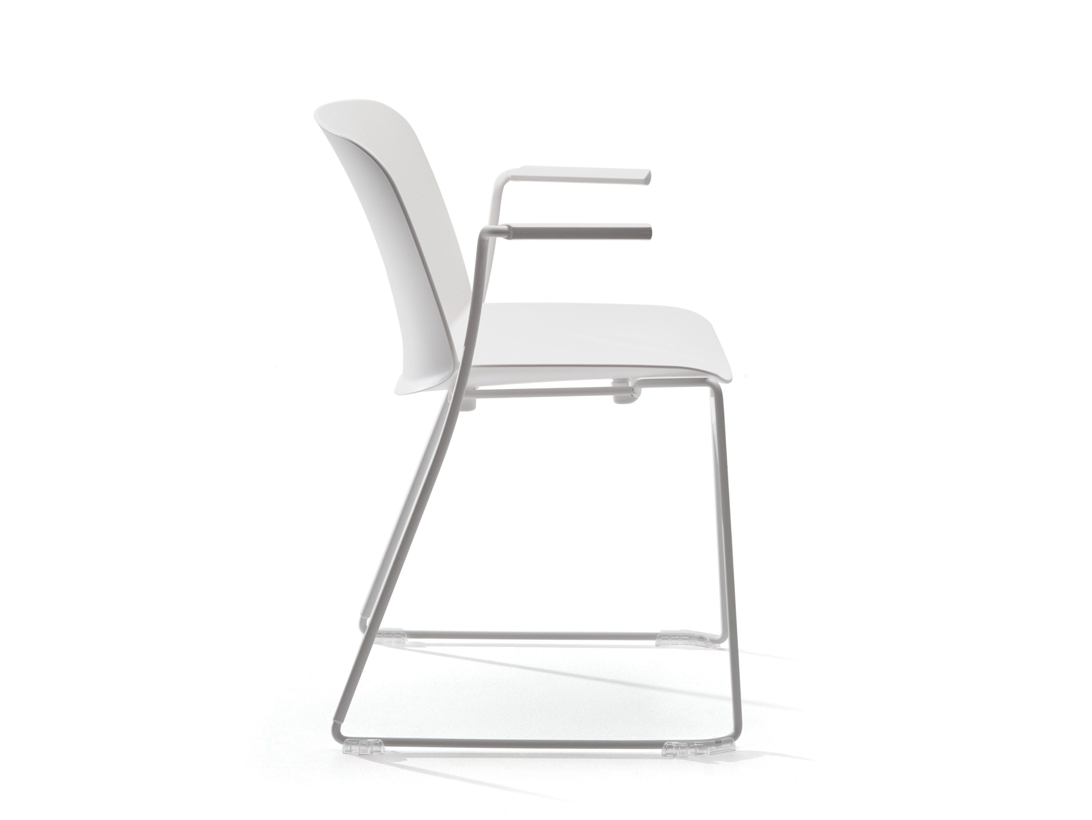 Штабелируемый стул из полипропилена с подлокотниками VAGHI свободный стул ARCH-00137655 - Вид №1