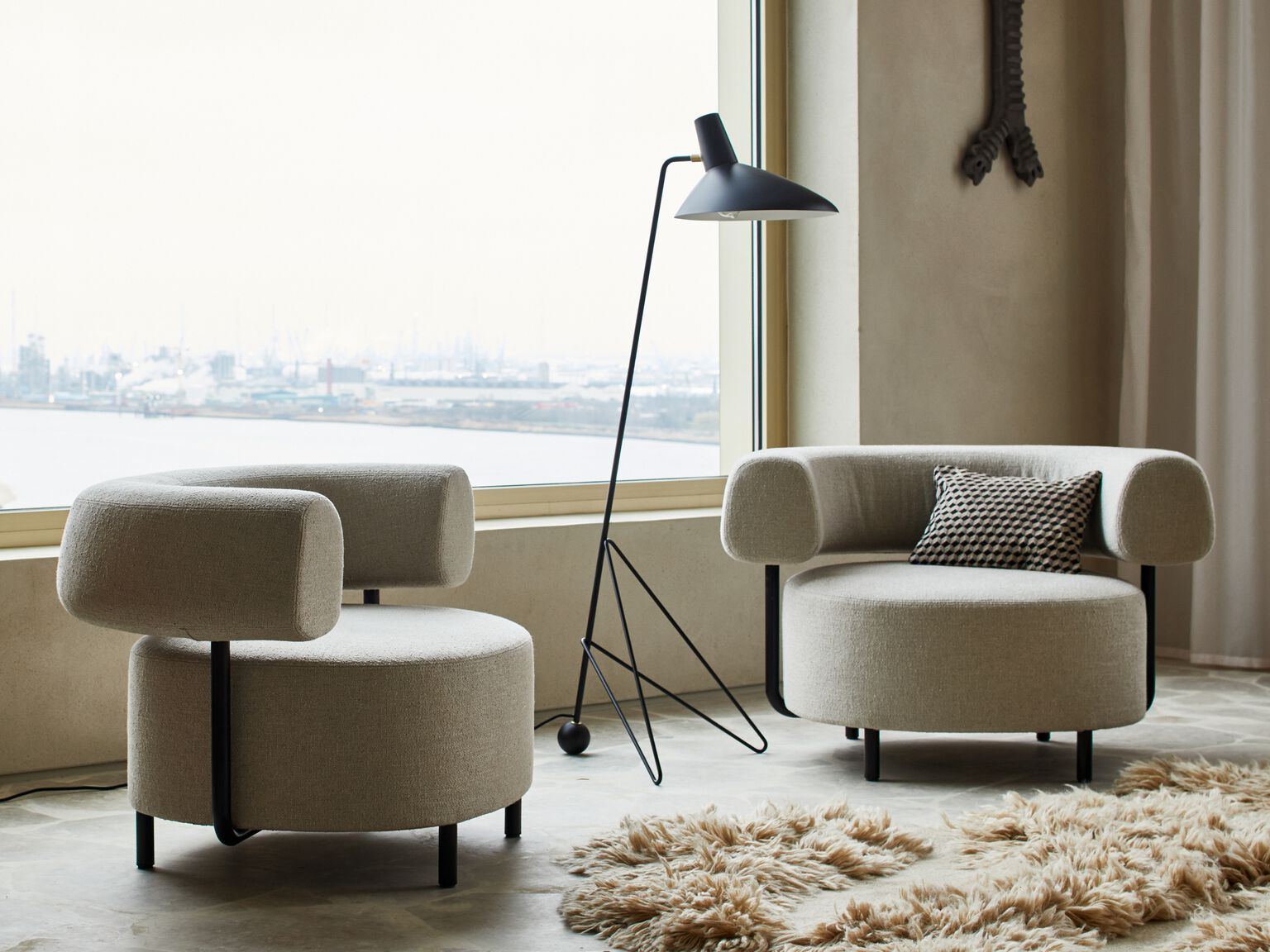 Тканевое кресло с подлокотниками more Oso ARCH-00115296 - Вид №1