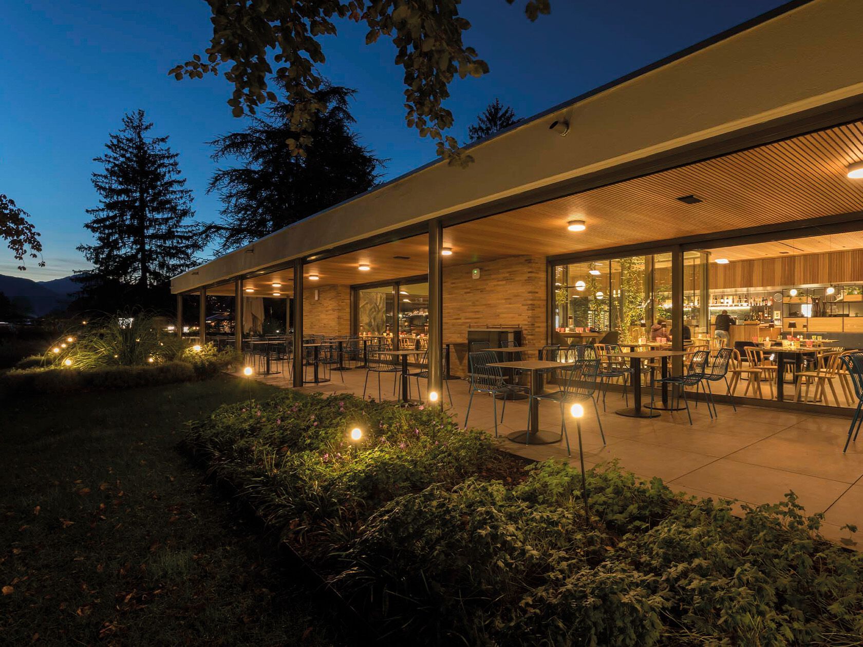 Светодиодный потолочный светильник из стекла и алюминия [LND] общие ARCH-00097067 - Вид №2