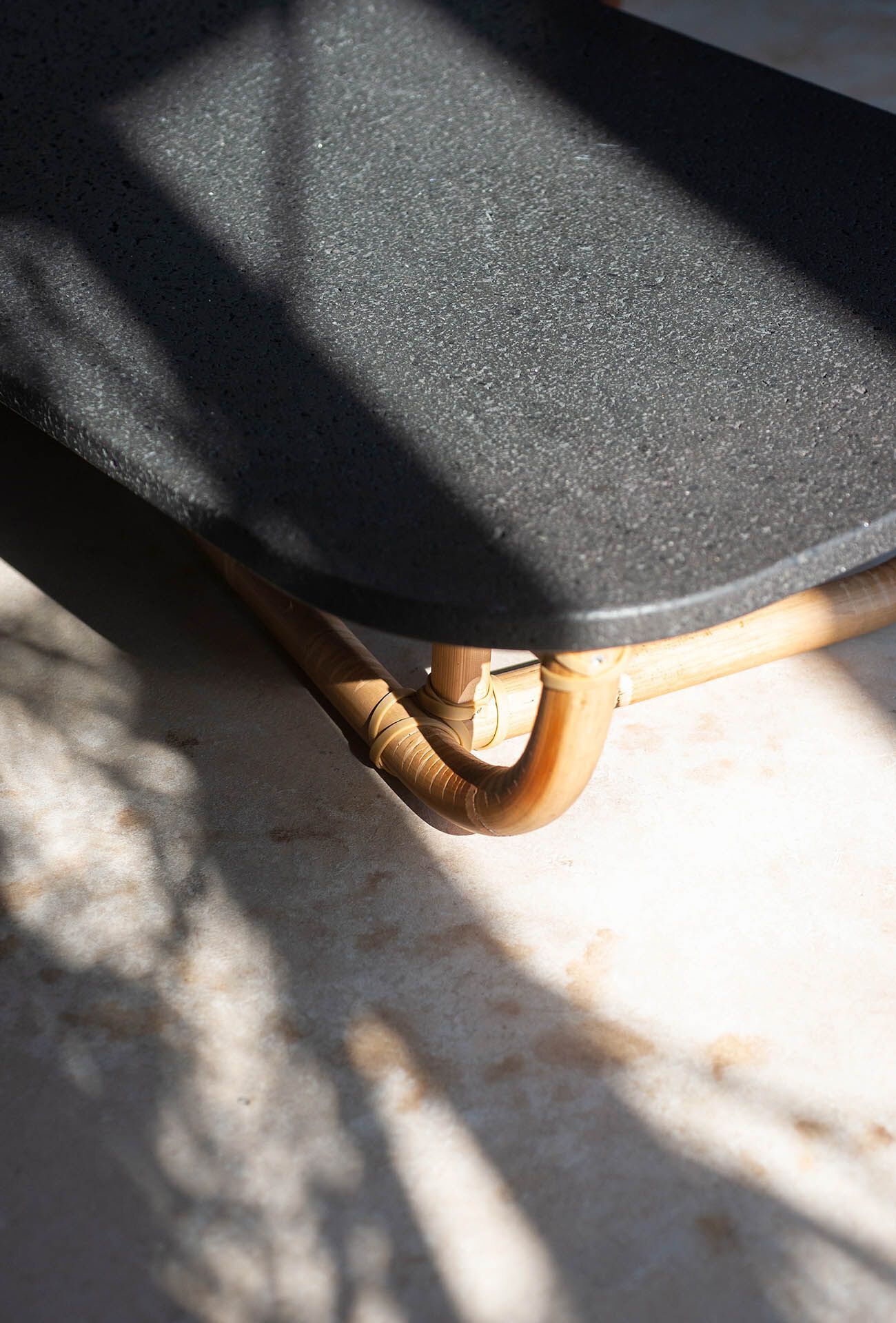 Низкий столик из лавового камня Baxter MALACCA ARCH-00078262 - Вид №2